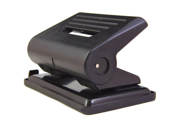 黑洞穿孔机被孤立在白色背景上图片下载