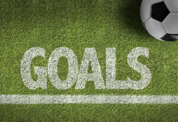 足球场上有文字:进球图片下载