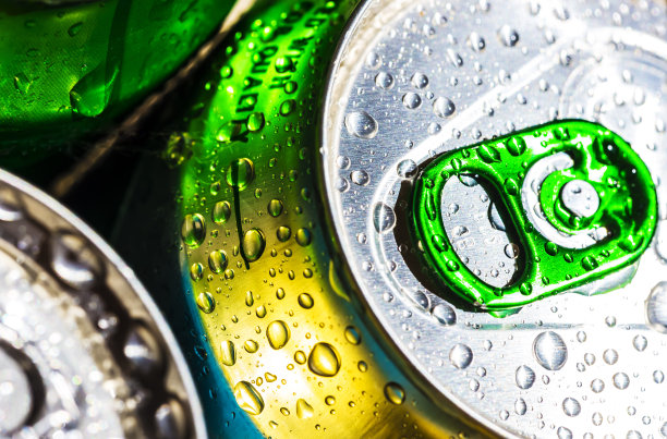 罐装啤酒图片下载