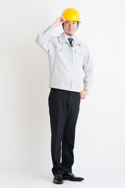 男人们穿着工作服素材图片
