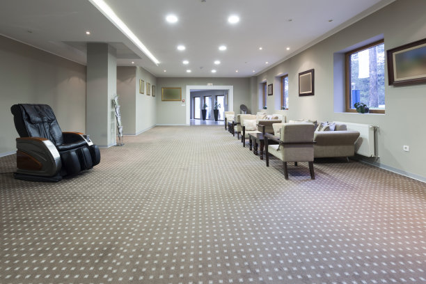 宽敞的大厅内图片下载