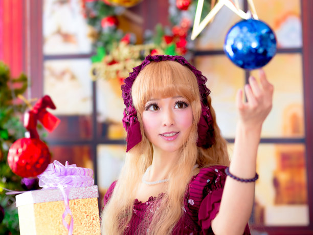圣诞女孩洛丽塔甜蜜与礼盒图片下载