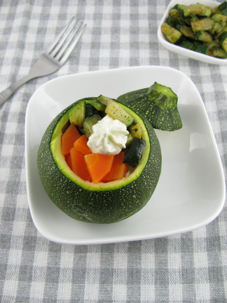 西葫芦球，蔬菜馅图片下载