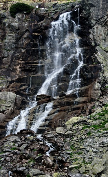 山瀑布图片下载