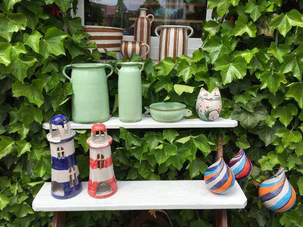 不同陶瓷的架子图片下载