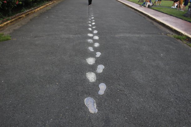 的足迹图片下载