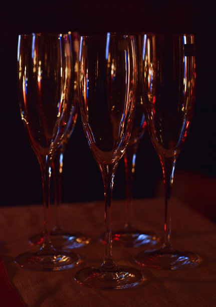 香槟酒杯图片下载