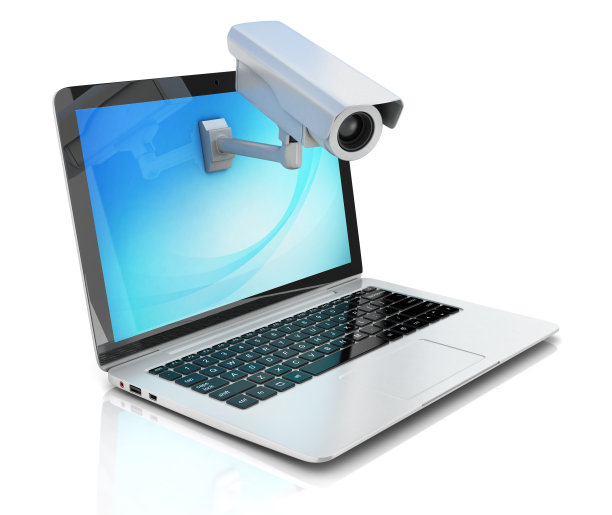 网络安全概念-笔记本电脑和监控摄像头图片下载