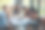 多种族学生一起在图书馆学习图片下载