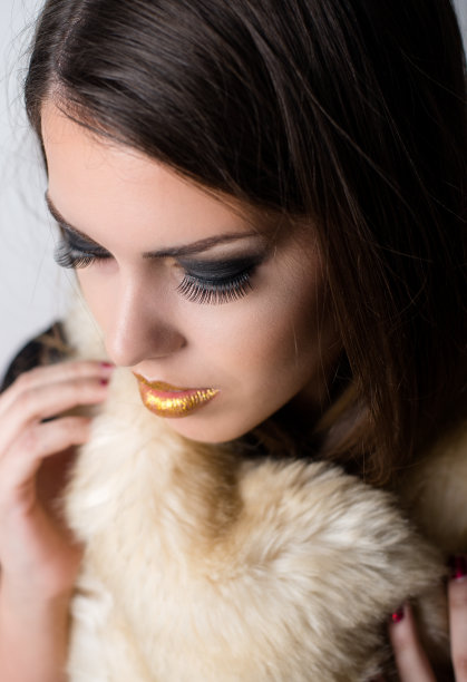 鸟瞰漂亮女人化妆图片下载