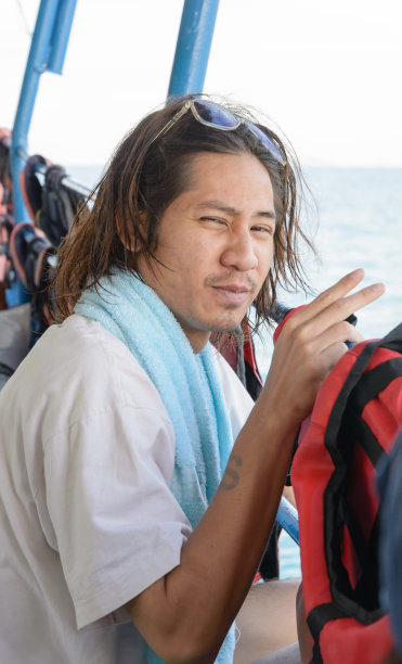 旅行的人图片下载