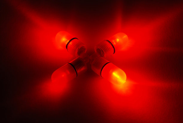 钓鱼四个红色LED电源指示灯图片下载