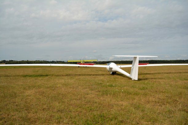 准备飞行图片下载