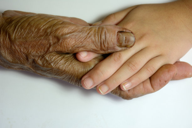 老的和年轻的图片下载