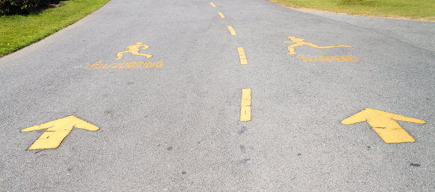 慢跑和速度。图片下载