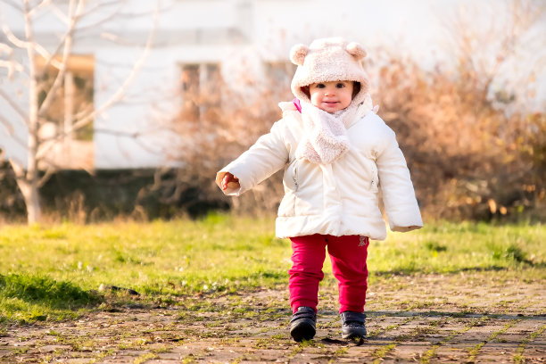 婴儿帽耳朵新生儿行走公园冬装第一步图片下载