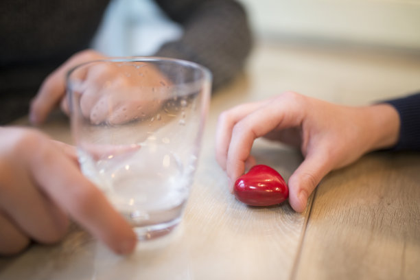 选择:我还是酒精图片下载