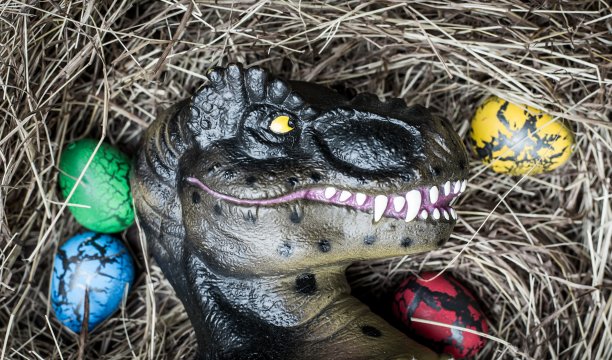 复活节的恐龙蛋图片下载