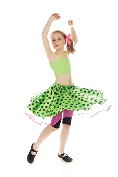 跳舞的女孩图片下载