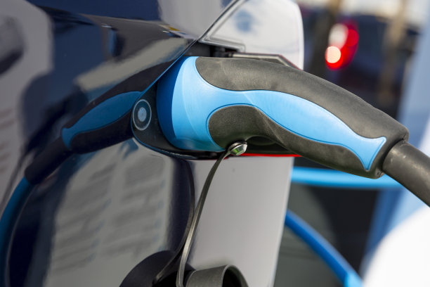 电动汽车充电图片下载