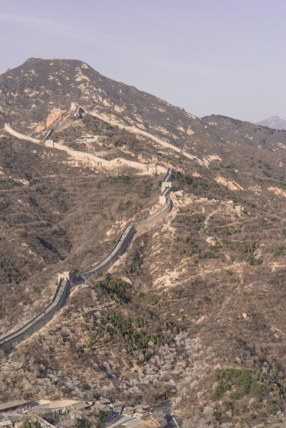 无尽的中国长城在寒冷的日子图片下载