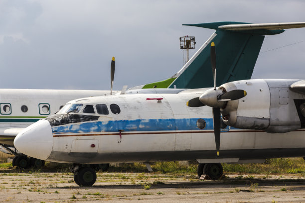 摩尔多瓦的飞机墓地图片下载