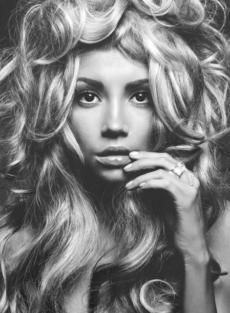 金发美女肖像图片下载