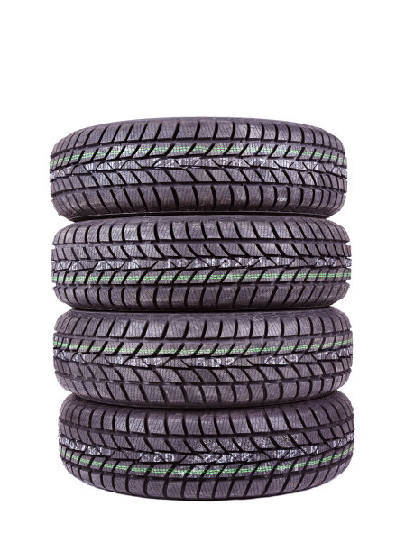 冬季汽车轮胎的照片图片下载