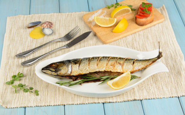 柠檬烤鲭鱼图片下载