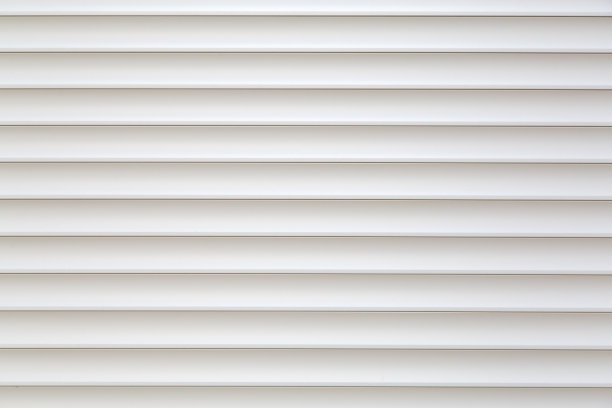 抽象的白色百叶窗背景图片下载