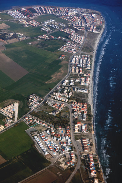 鸟瞰塞浦路斯Pervolia村图片下载