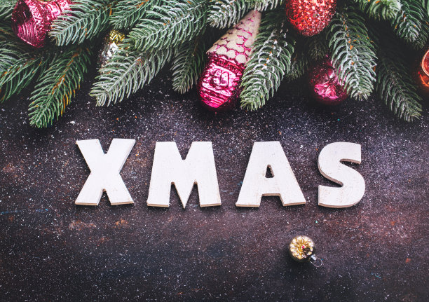 圣诞树松树枝和文本-圣诞节图片下载