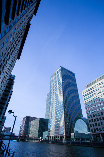 摩天大楼商业办公室，公司大楼在伦敦城，英国，英国素材图片