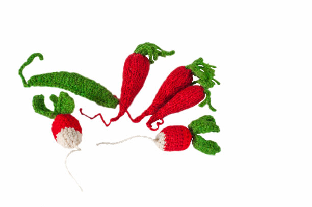 分离编织胡萝卜、萝卜、豌豆图片下载