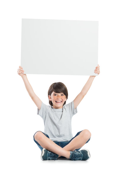 快乐男孩的肖像拿着牌子图片下载