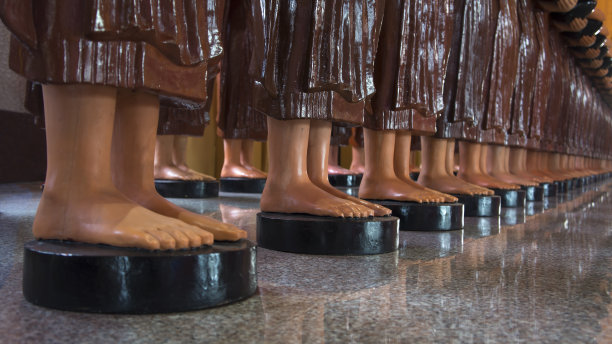 和尚模型站群腿概念图片下载