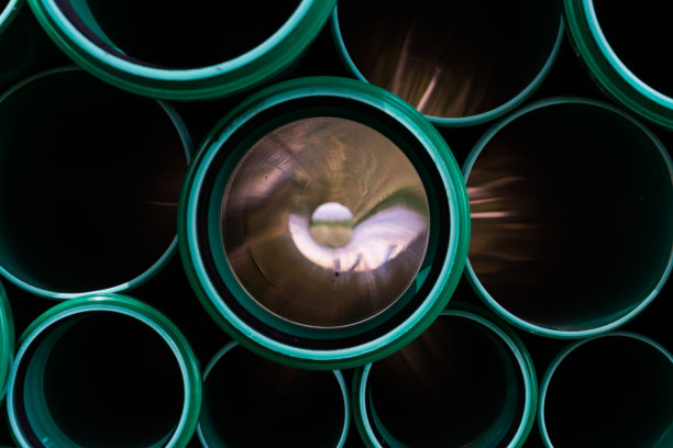 绿色抽象火炬管开口辉光工业管图片下载