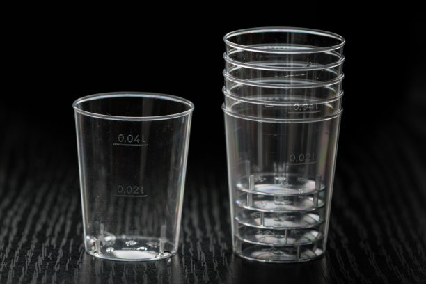 透明塑料杯图片下载