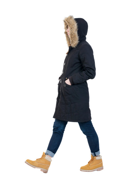 穿派克大衣的女人的后视图。图片下载