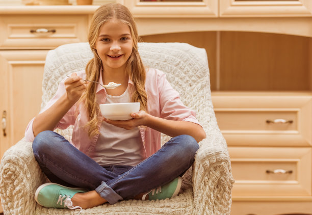 美丽的少女图片下载