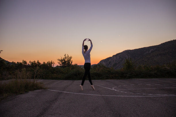 芭蕾舞演员图片下载