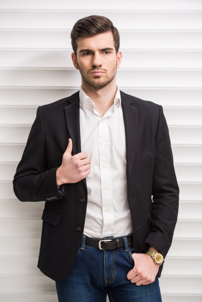 魅力的男人图片下载