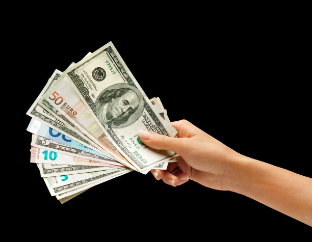 女人的手给欧元和美元钱图片下载