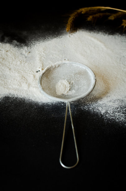 筛和面粉图片下载