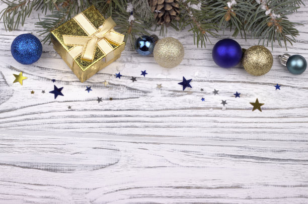 圣诞装饰用银色和蓝色的球星星雪花图片下载