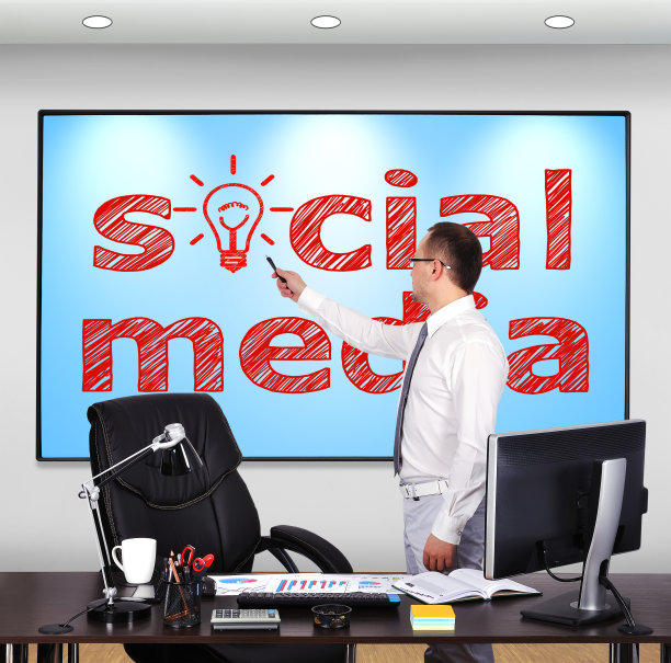 社交媒体图片下载