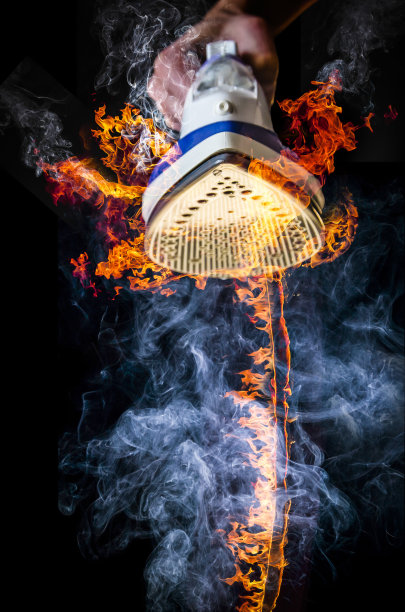 权力熨衣服图片下载