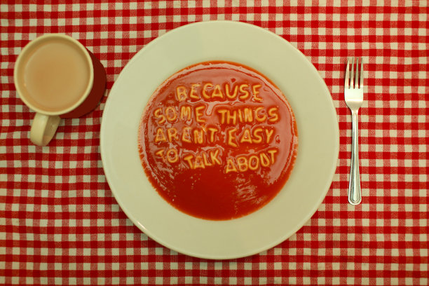 因为有些事很难开口图片下载