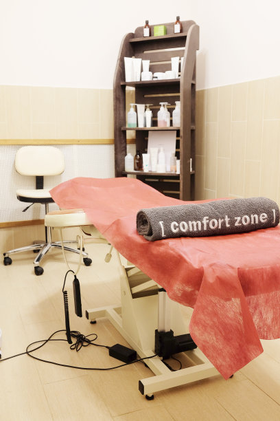 床上按摩图片下载