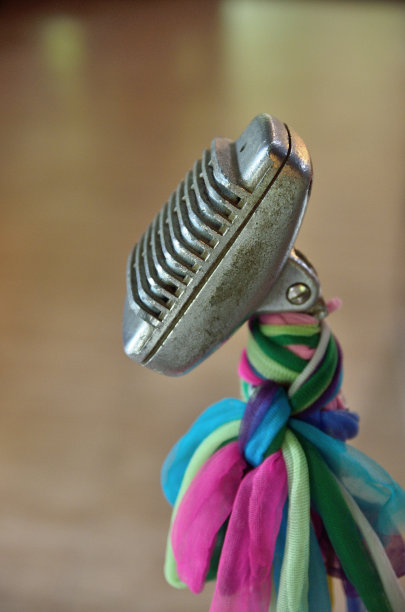 复古的麦克风图片下载